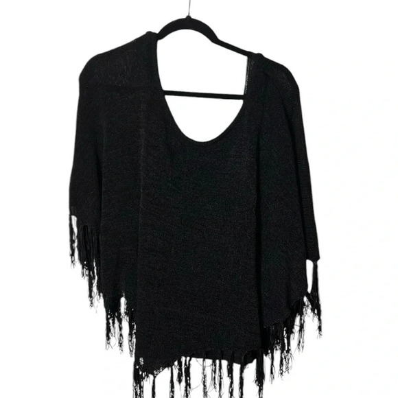 VTG KOKOMO. poncho sweater ,fringes,sheer,loose knit,PTP 16” to  23”,one size - Picture 6 of 16